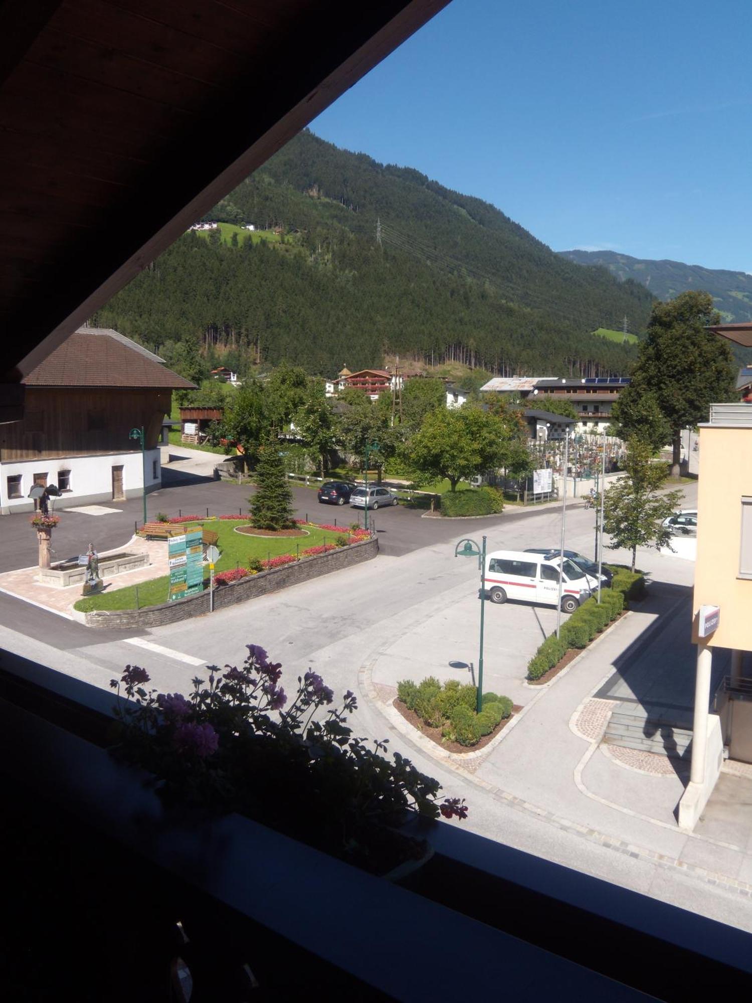 Appartements Schweiberer リート・イム・ツィラータール エクステリア 写真